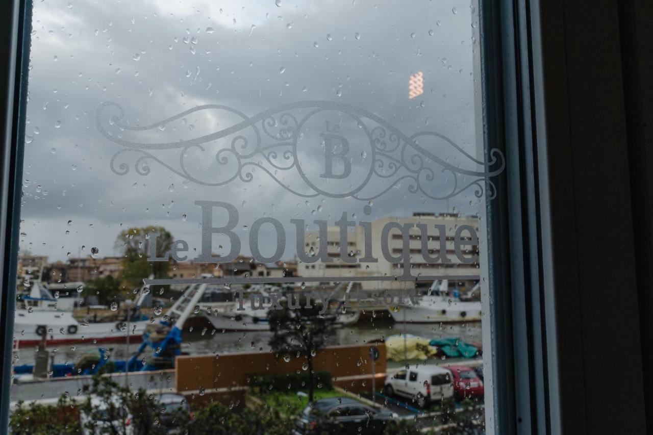 Le Boutique Luxury Rooms Diffused In Historic Center Fiumicino Bagian luar foto