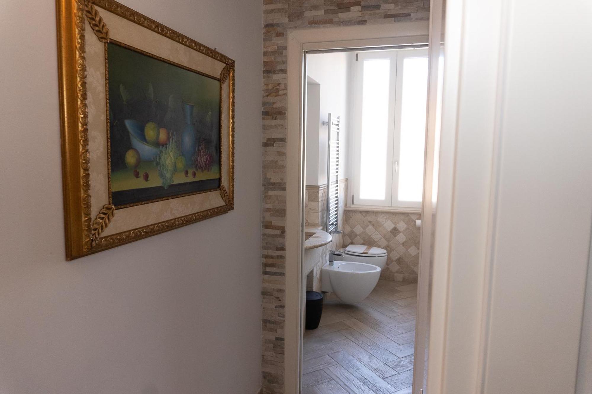 Le Boutique Luxury Rooms Diffused In Historic Center Fiumicino Bagian luar foto