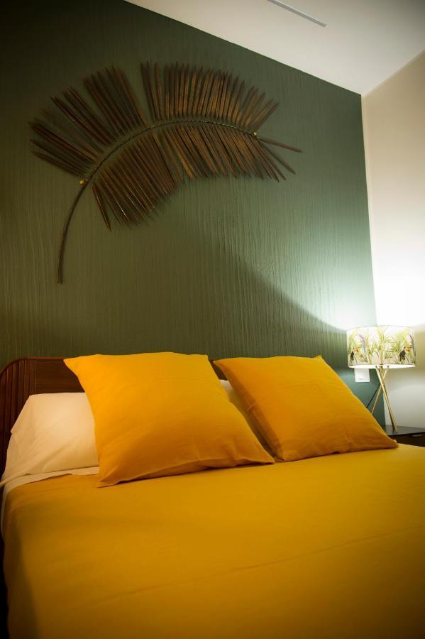 Le Boutique Luxury Rooms Diffused In Historic Center Fiumicino Bagian luar foto
