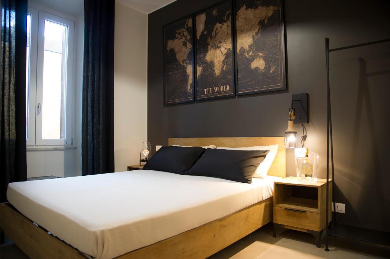 Le Boutique Luxury Rooms Diffused In Historic Center Fiumicino Bagian luar foto