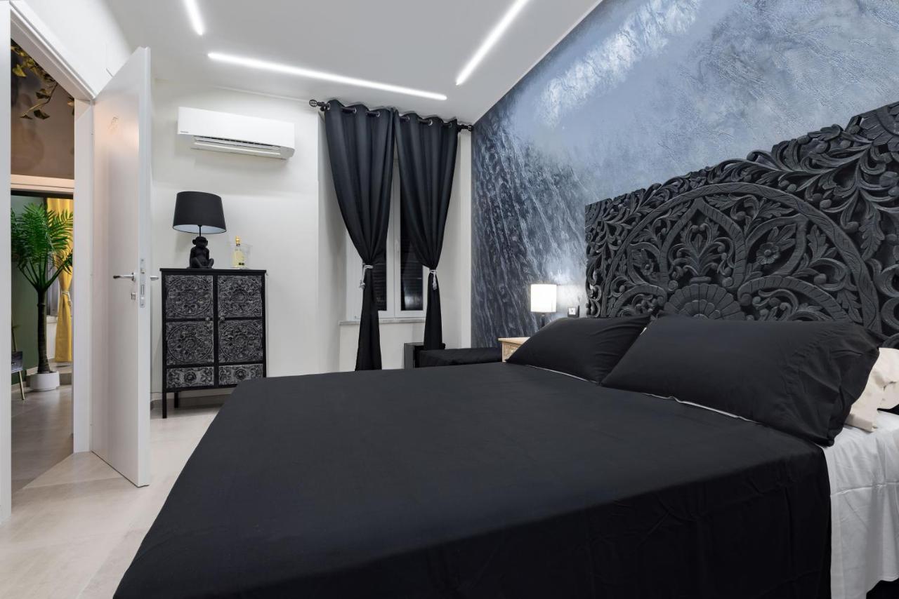 Le Boutique Luxury Rooms Diffused In Historic Center Fiumicino Bagian luar foto